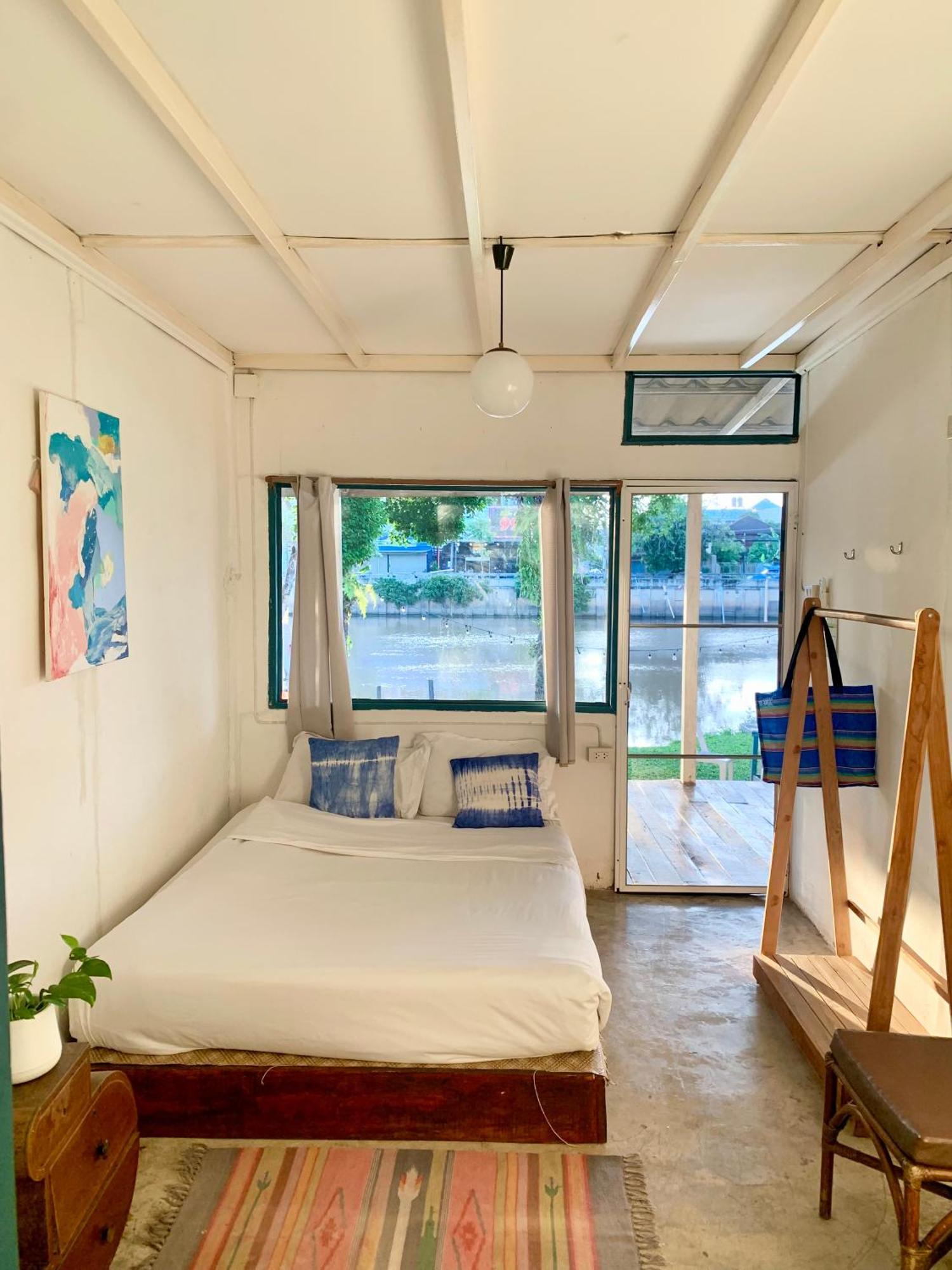 Ban Narai River Guesthouse Чиангмай Екстериор снимка